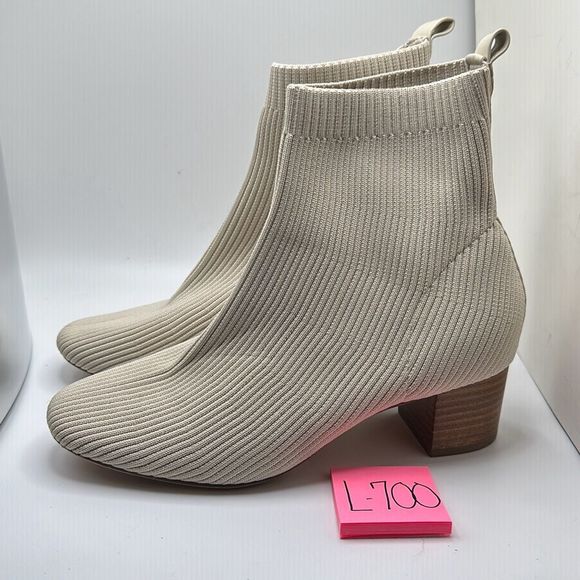 CUSHIONAIRE Women's Neely Stretch bootie +Memory Foam 7.5 IVORY - Picture 3 of 7